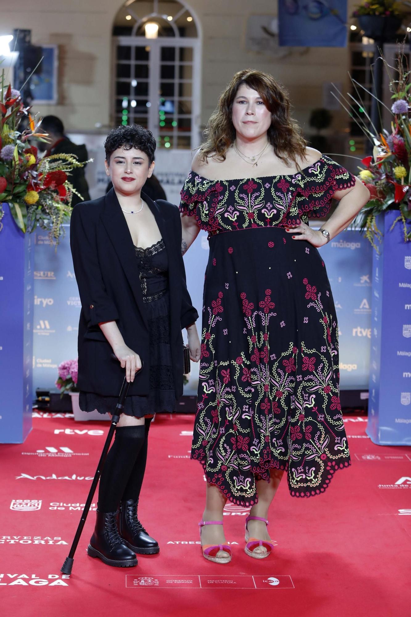 Copia de AlfombraRojaMALEN BARACCO Y ANA OLIVIA FIOLAlexZea (30).jpg