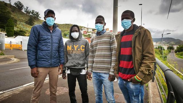 Los migrantes qie residen en Tenerife tras llegar en patera desde Mauritania.