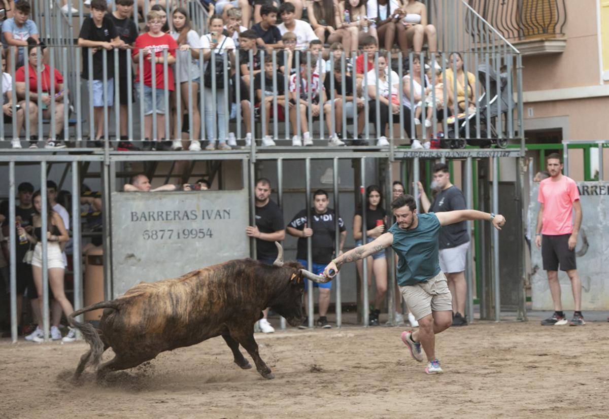 Imagen de archivo de atos taurinos en Canet.