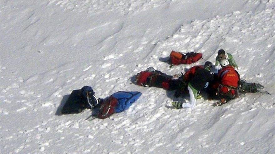 Fallecen dos montañeros al sufrir una caída en una vía de Gredos