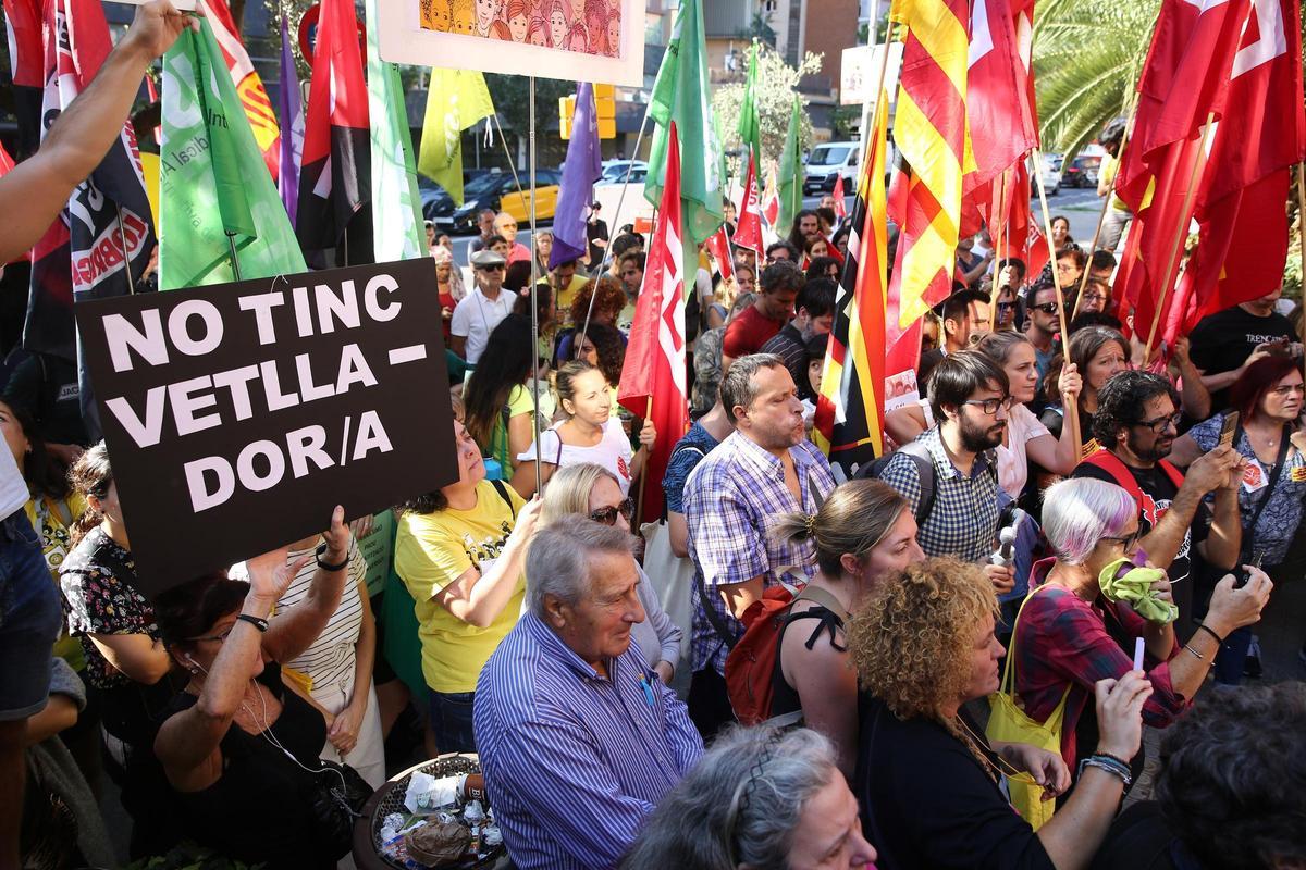 Manifestación para pedir más recursos para la escuela inclusiva