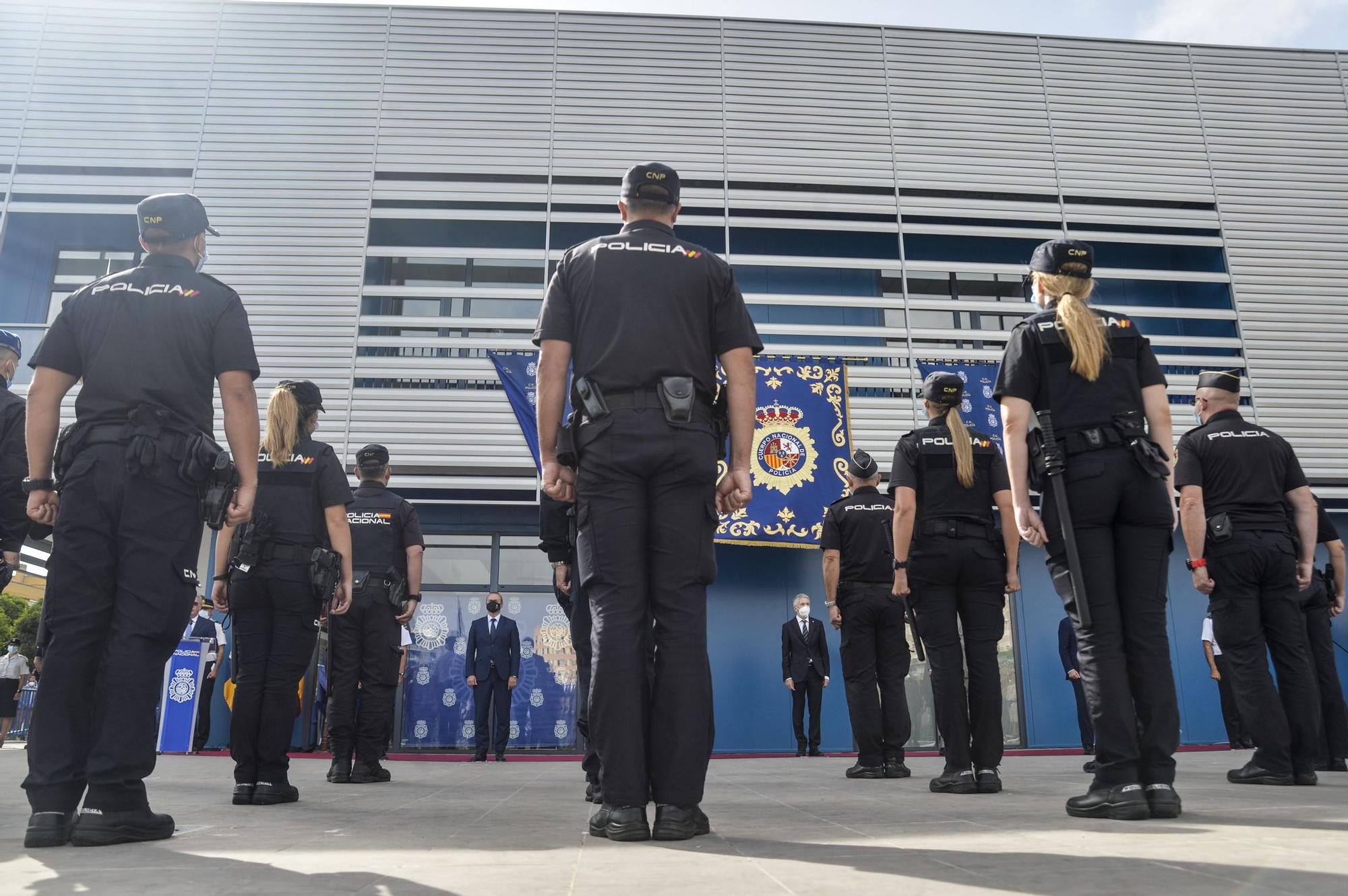 Inauguración de la comisaría de Distrito Centro de la Policía Nacional en Las Palmas