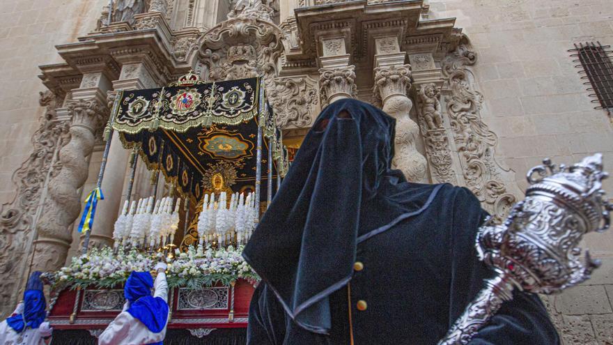 Semana Santa Alicante: Real y Muy Ilustre Cofradía de Nuestra Señora de la Soledad