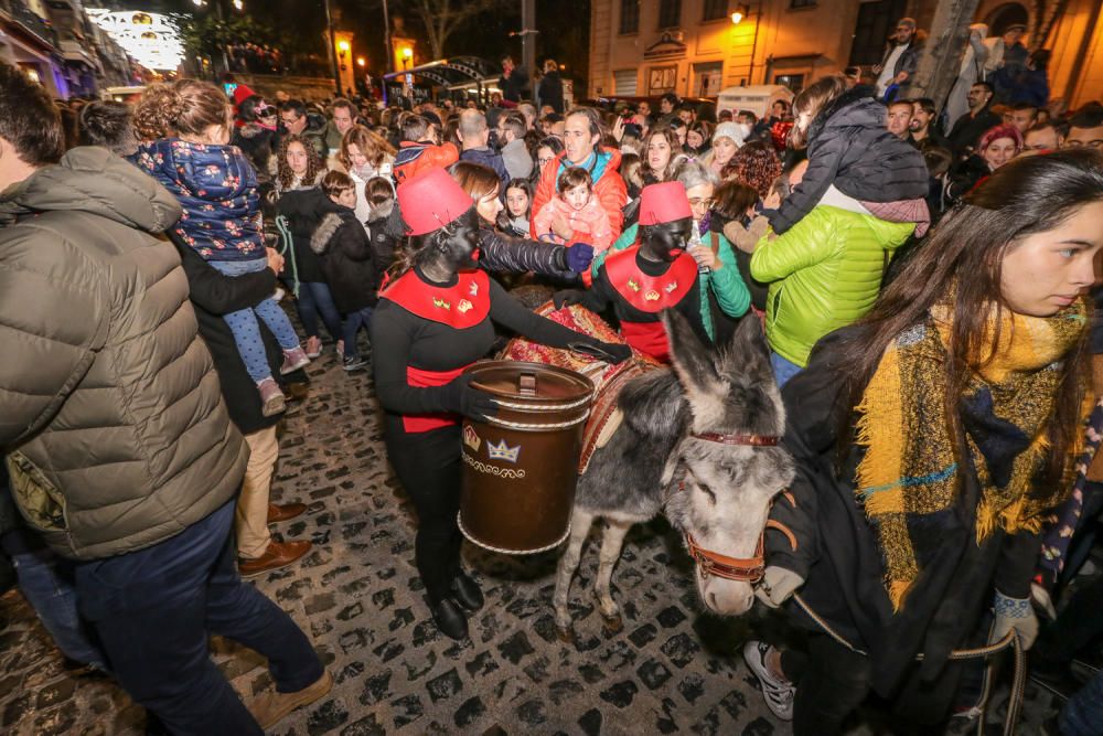 Alcoy recibe al emisario de la ilusión