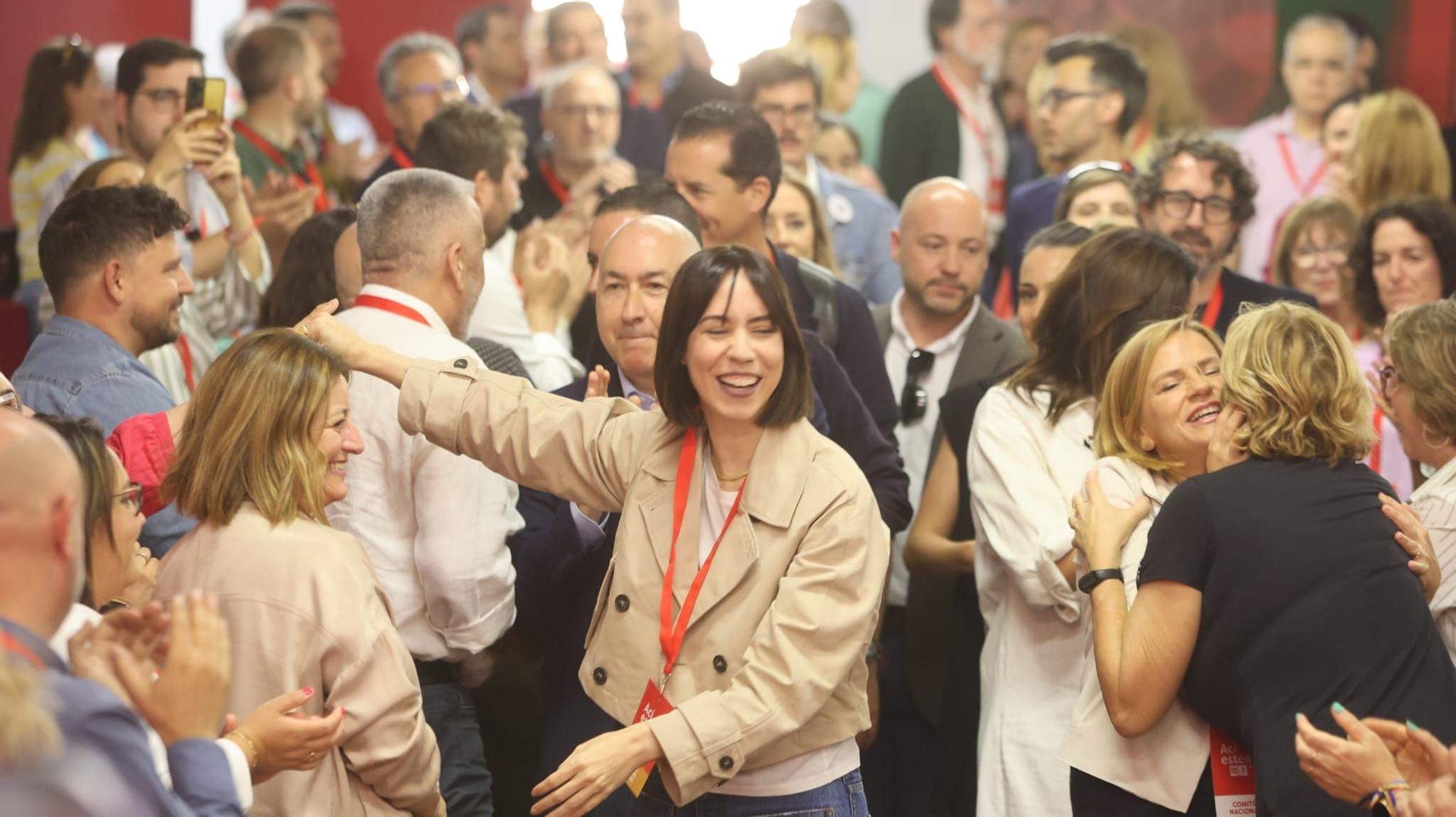 Primer Comité Nacional de los socialistas valencianos con Morant al frente