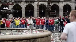 Barcelona estudiará crear un plan con el Barça para controlar a los grupos de ‘hooligans’ en grandes partidos