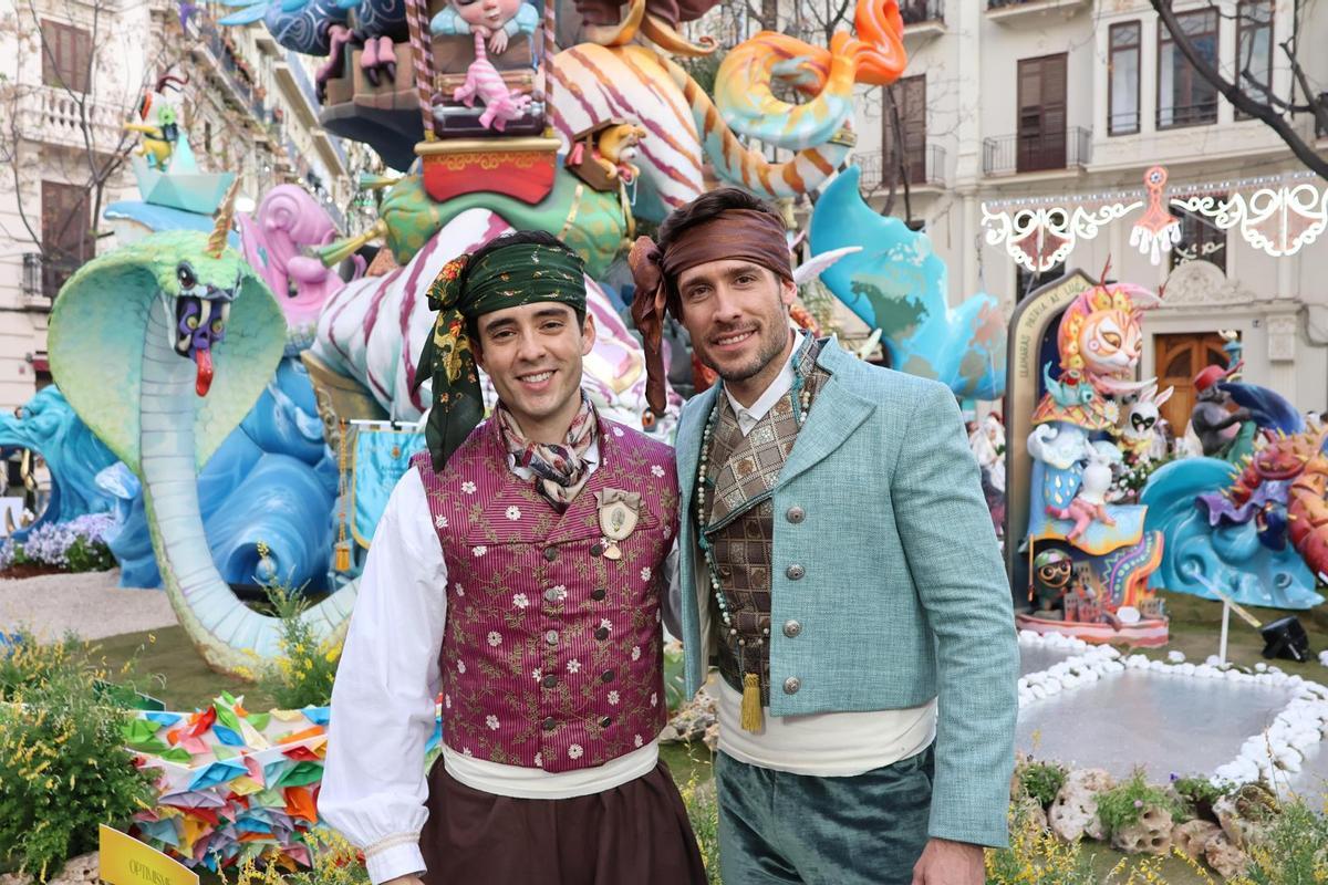 Personalidades que han desfilado hoy, 18 de marzo, en la Ofrenda