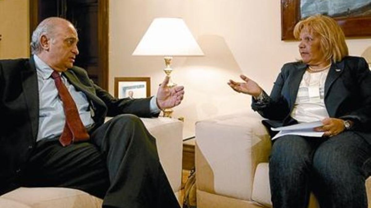 Fernández Díaz y Pedraza, durante la reunión que mantuvieron ayer en el Ministerio del Interior.