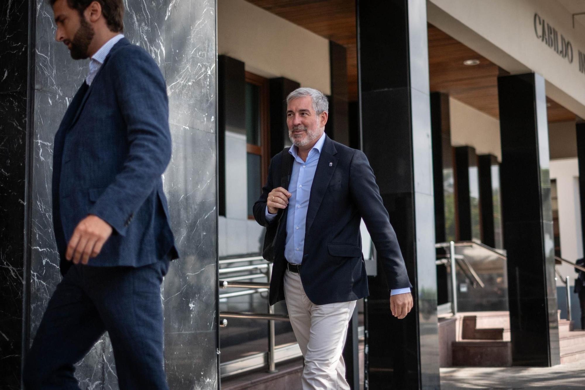 Reunión entre Pedro Sánchez y  Fernando Clavijo este viernes en La Palma. 