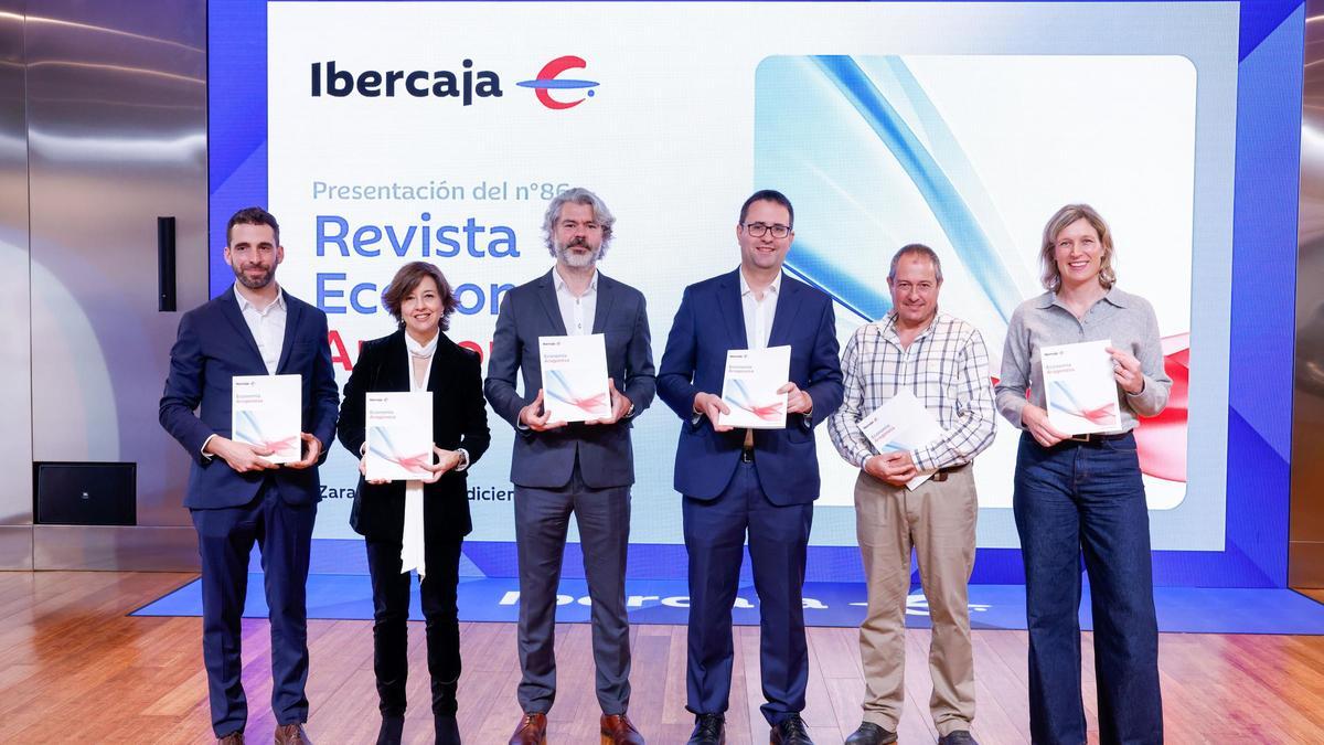 Ibercaja ha presentado la nueva edición de su revista económica este miércoles en Zaragoza.