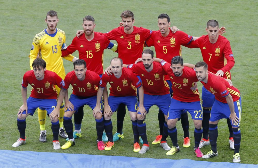 Spain v Czech Republic - EURO 2016 - Group D