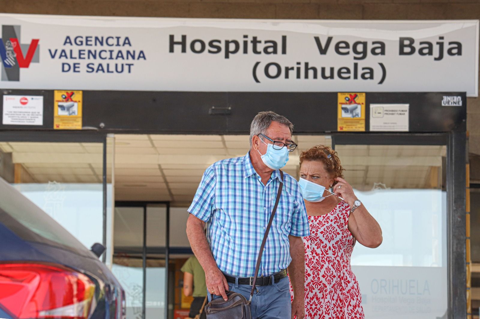 El repunte de covid vuelve a instalar la mascarilla obligatoria en el Hospital Vega Baja