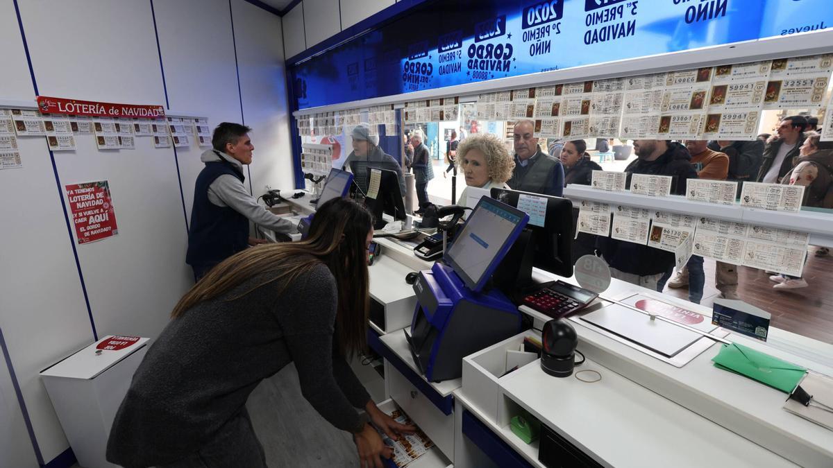 VALENCIA VLC REPORTAJE SOBRE LA ADMON DE LOTERIA DE BONAIRE UN AÑO DESPUES DE LA DANA