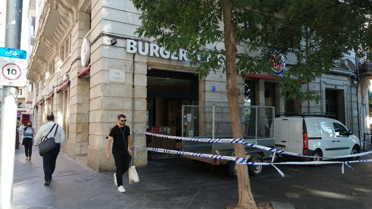 Brand im Burger King an Palmas Plaça d'Espanya