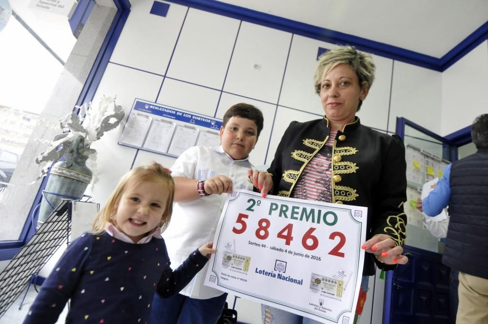 La Lotería Nacional deja casi 900.000 euros en Langreo