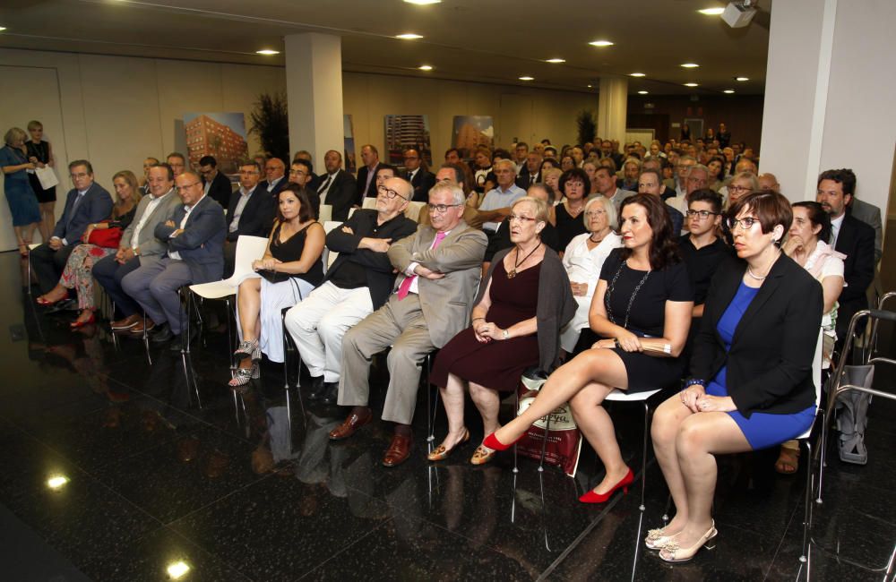 Algunos de los asistentes al 40º aniversario de Urbem.