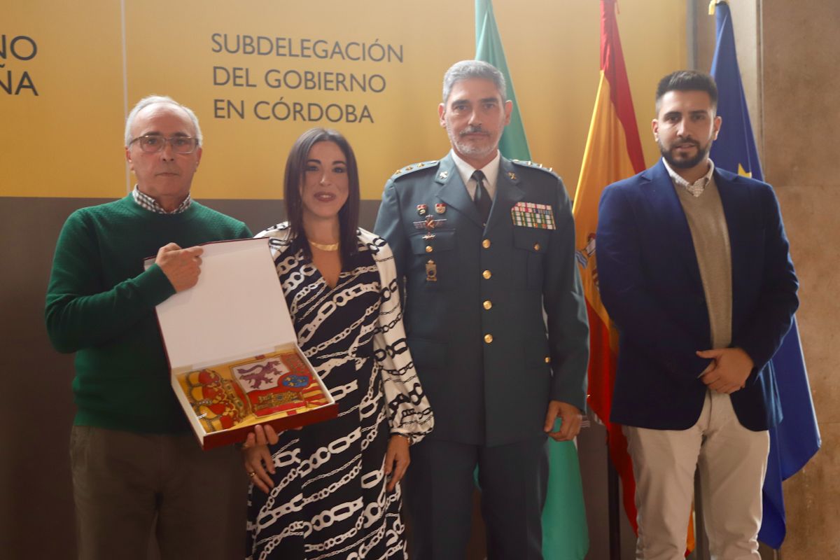 El Gran Teatro, Fepamic, Veterinaria, Radio Córdoba y la Fiesta del Queso recogen los premios Constitución