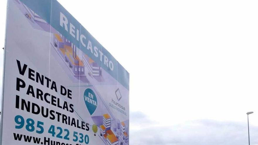 Uno de los carteles promocionales colocados en Reicastro.