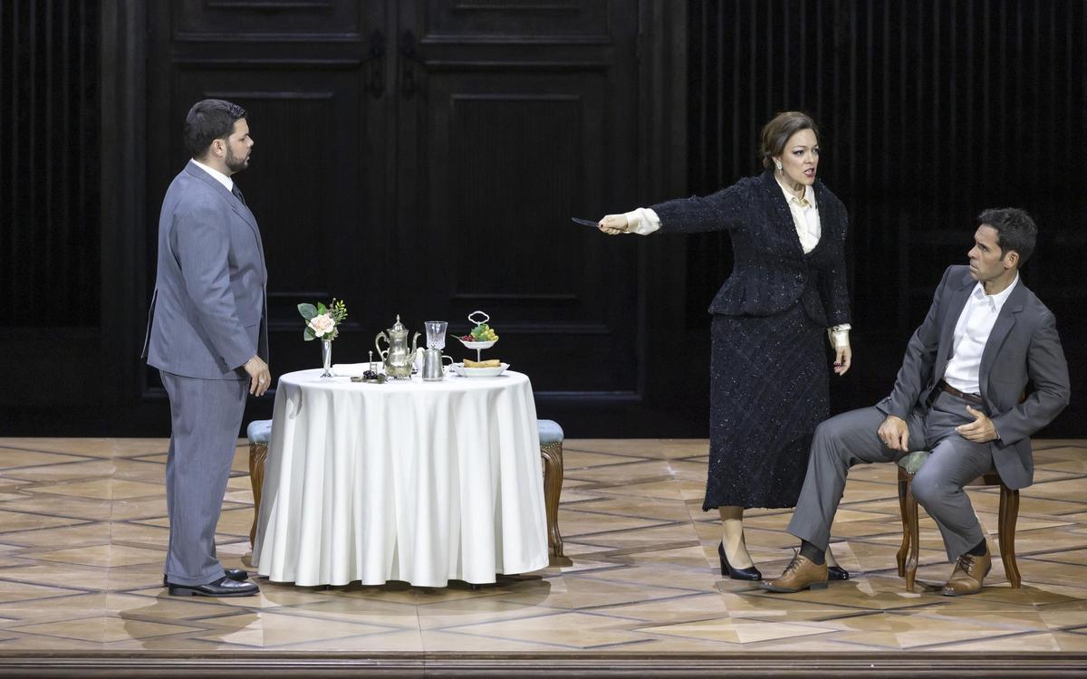 Una escena de Roberto Devereux, de Gaetano Donizetti. Ensayo en el Palau de Les Arts.