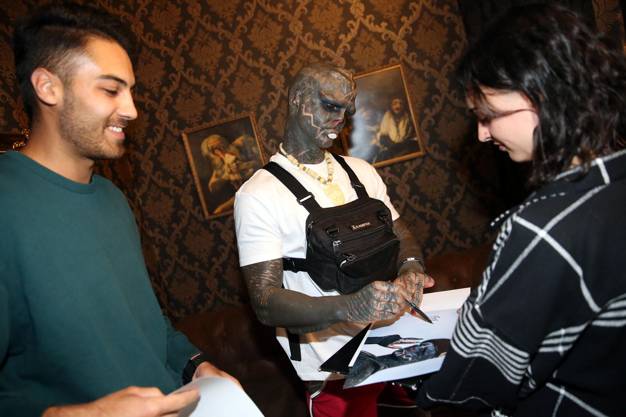 Black Alien, de visita en Vigo
