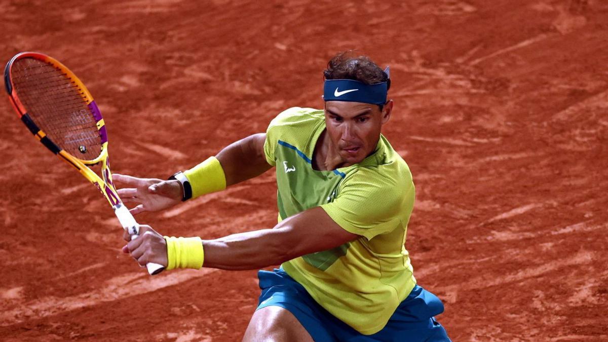 Vier Stunden und zwölf Minuten kämpfte Rafael Nadal mit Novak Djokovic um den Einzug ins Halbfinale. Mindestens noch einmal darf Paris seinen Sandkönig bewundern.
