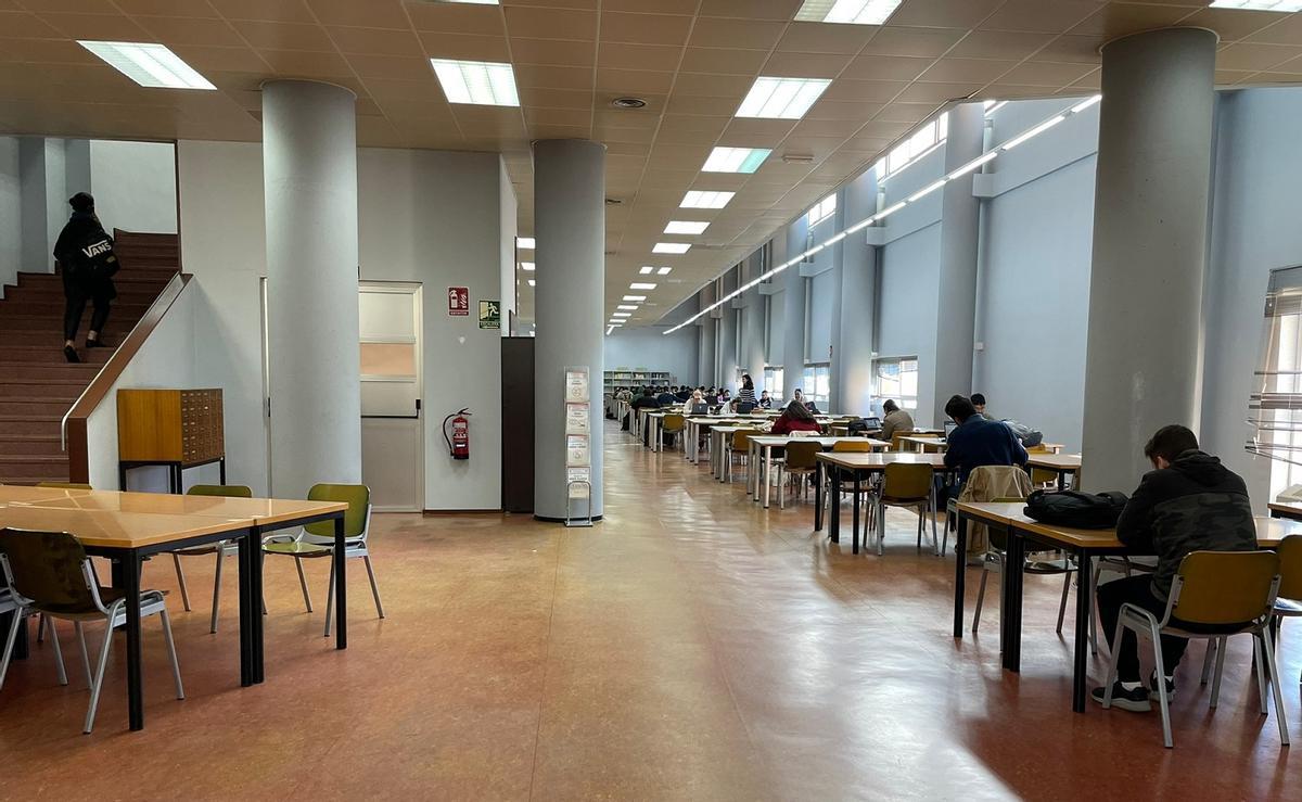 Alumnos en la ETSI de Informática de la Universidad de Málaga.