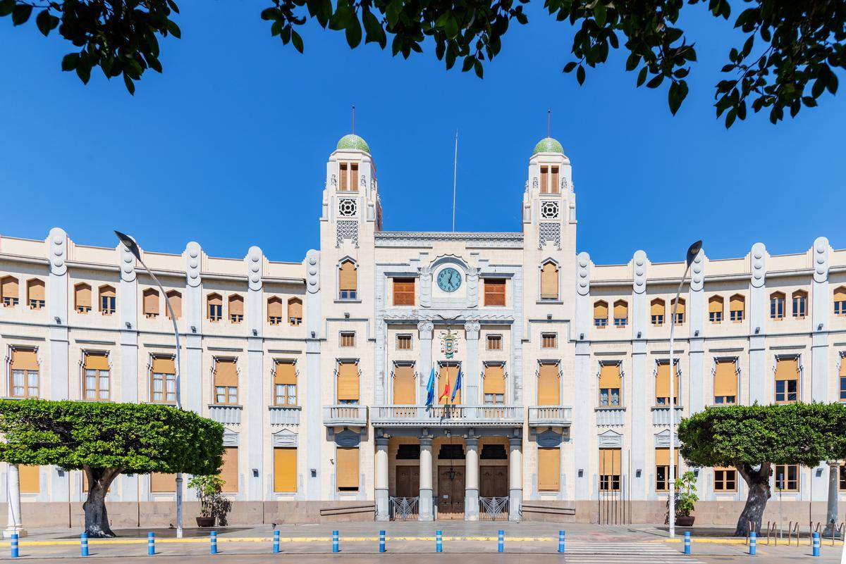 El Palacio de la Asamblea es uno de los grandes iconos del Art Decó en Melilla