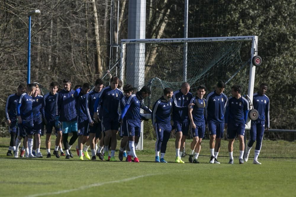 Primer entrenamiento y presentación de Cuco Ziganda en el Real Oviedo