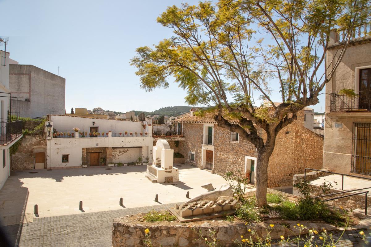 El casco antiguo de Orpesa cuenta con una gran variedad de estructuras históricas y fotogénicas que los visitantes pueden encontrar al recorrer sus calles y parajes naturales.
