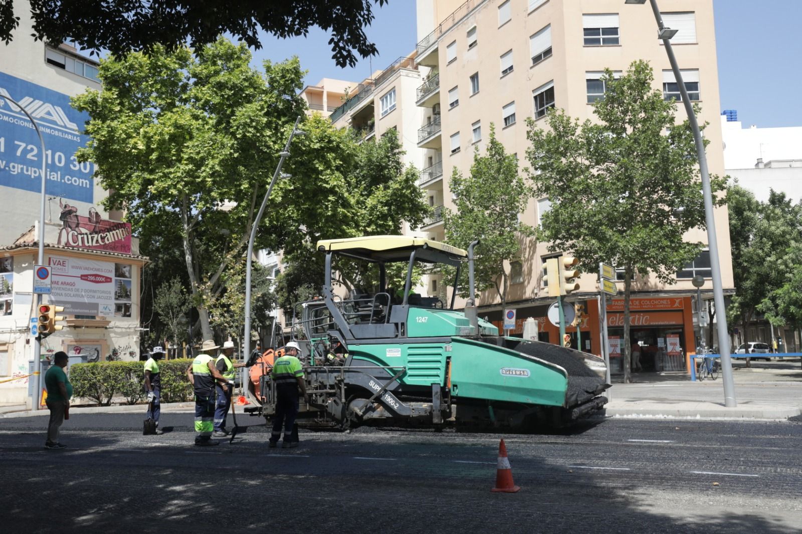 Los vecinos de la calle Aragón aplauden las obras de asfaltado