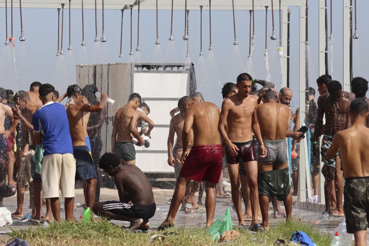 La vuelta a la nueva normalidad de Ceuta tras el cese temporal de las protestas