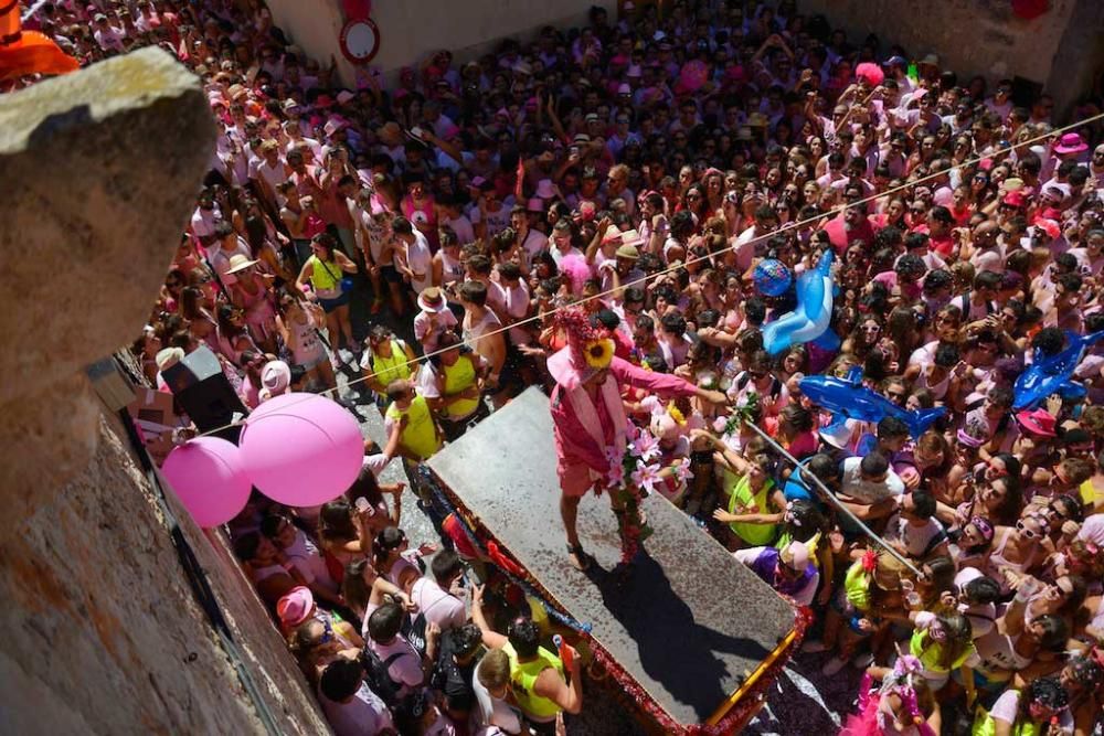 Sineu se sumerge en el alocado universo rosa del Much de Reig