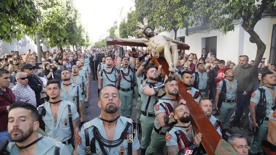 La Legión acompaña al Cristo de  La Caridad