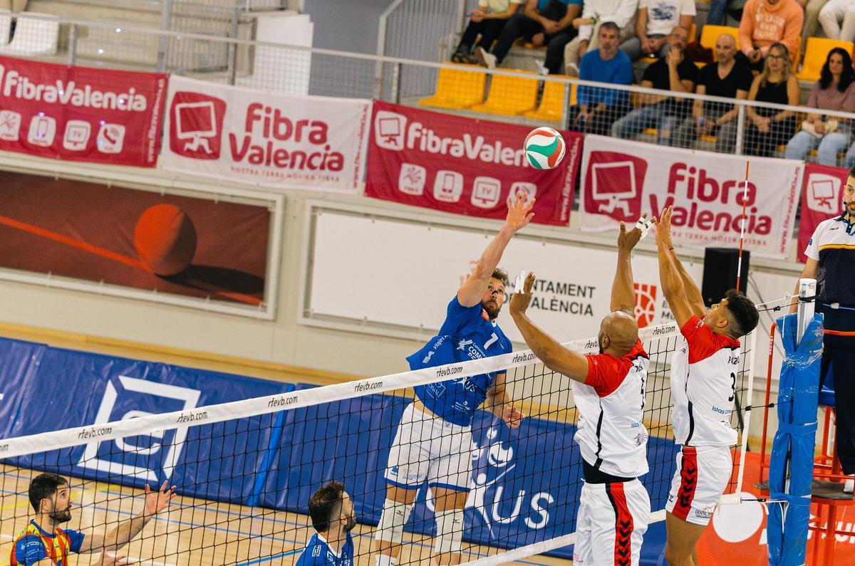 Partido entre el Léleman Conqueridor y el Bus Leader San Roque.