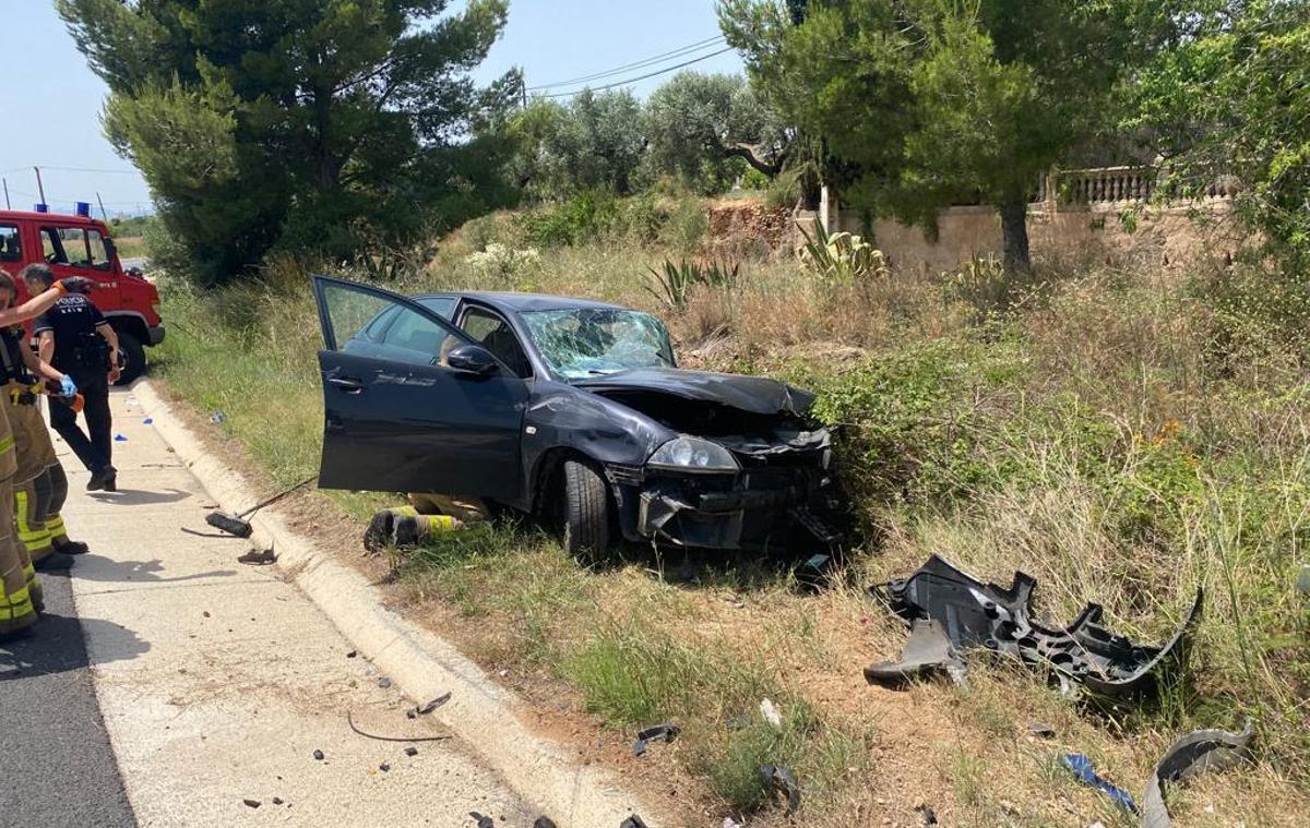 Mor el conductor d’un turisme en un xoc frontal amb un autobús