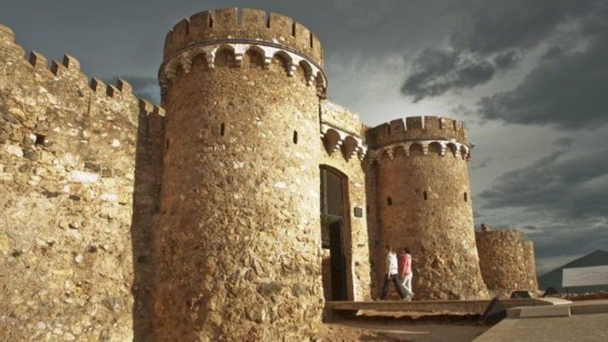 Castillo de las 300 torres de Onda.