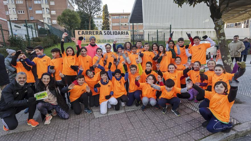 Más de un millar de niños corren en Oviedo contra la enfermedad de Julia