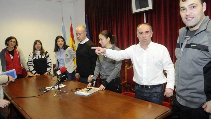 Presentación de los actos del Día Internacional da Paz que se celebran el próximo viernes. // Noé Parga