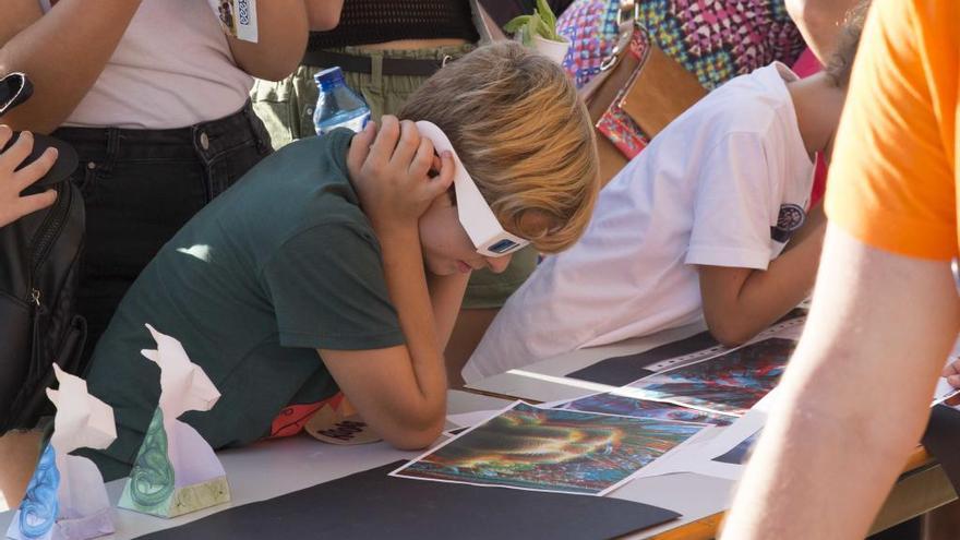 Primera jornada de puertas abiertas para familias en la Universidad de  Alicante - Información