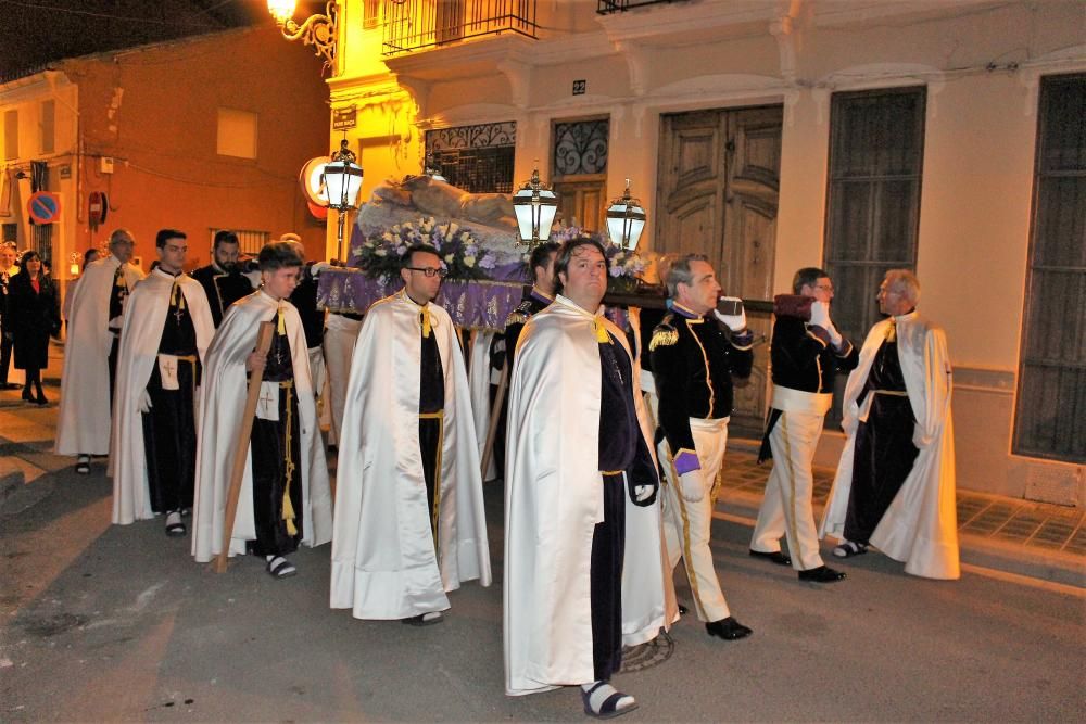 Procesión conjunta del Santo Silencio y Vera Cruz y el  Cristo del Salvador.