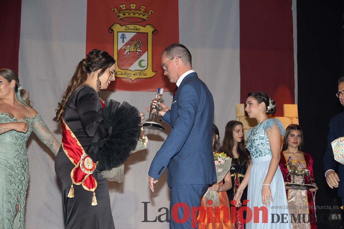 Presentación de las Amazonas del Bando de los Caballos del Vino de Caravaca