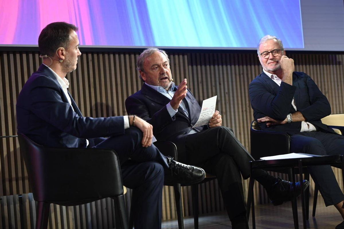 "El Barça ha de tenir la mateixa excel·lència als despatxos"