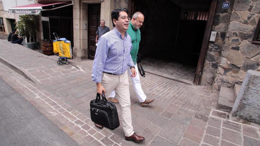 Pedro Martín (PSOE) y Enrique Arriaga (Cs), la semana pasada tras almorzar en un restaurante de la capital.