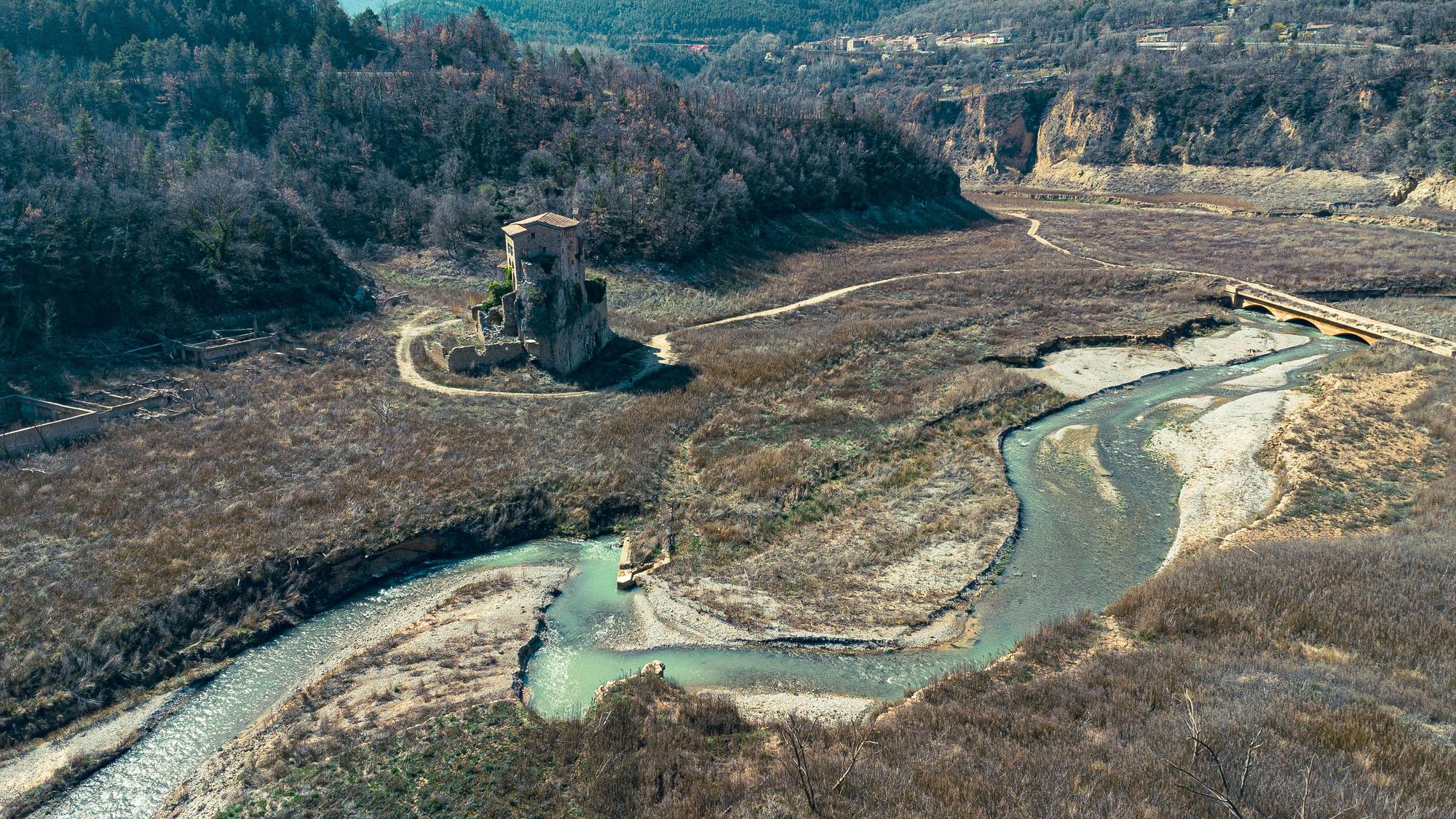 L'embassament de la Baells continua a nivells mínims d'aigua