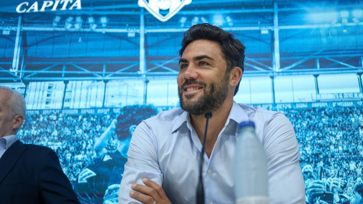 Vicente Iborra en el anuncio de su retirada
