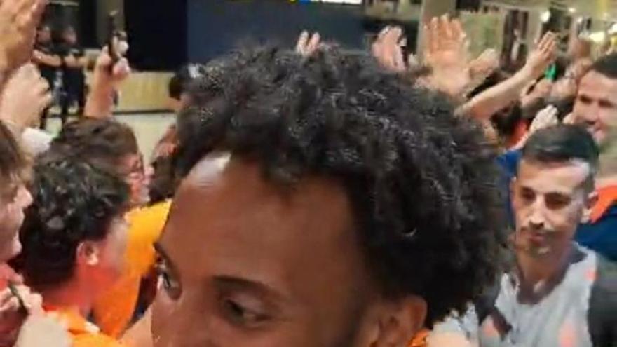 Así fue la llegada del Valencia Basket a Manises tras la consecución de la Liga Endesa