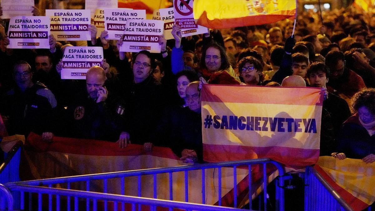 Séptima noche de movilizaciones contra la amnistía en Madrid