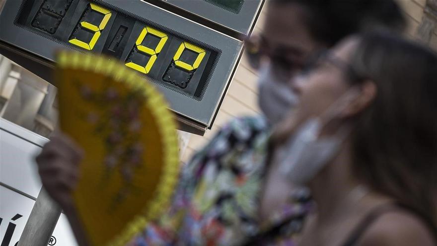 Media España ya está en alerta por la ola de calor