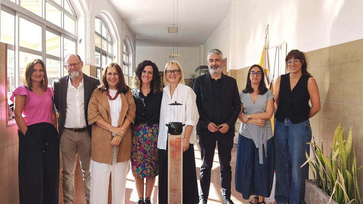 Integrantes del jurado del XIX premio Isac Díaz Pardo de producción artística, promovido por la Deputación da Coruña