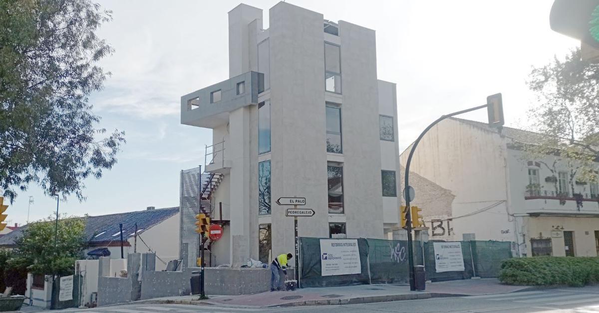 Otra vista del nuevo edificio, en el solar que ocupaba le chalé regionalista de Juan Sebastián Elcano.